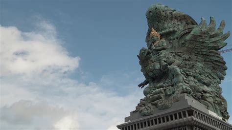 Garuda Wisnu Kencana: A Monumental Symphony of Divinity and Strength